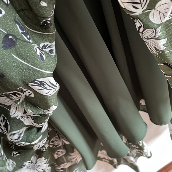 Shoshanna Green Floral Smocked Silk Dress Size 10 - Picture 8 of 12